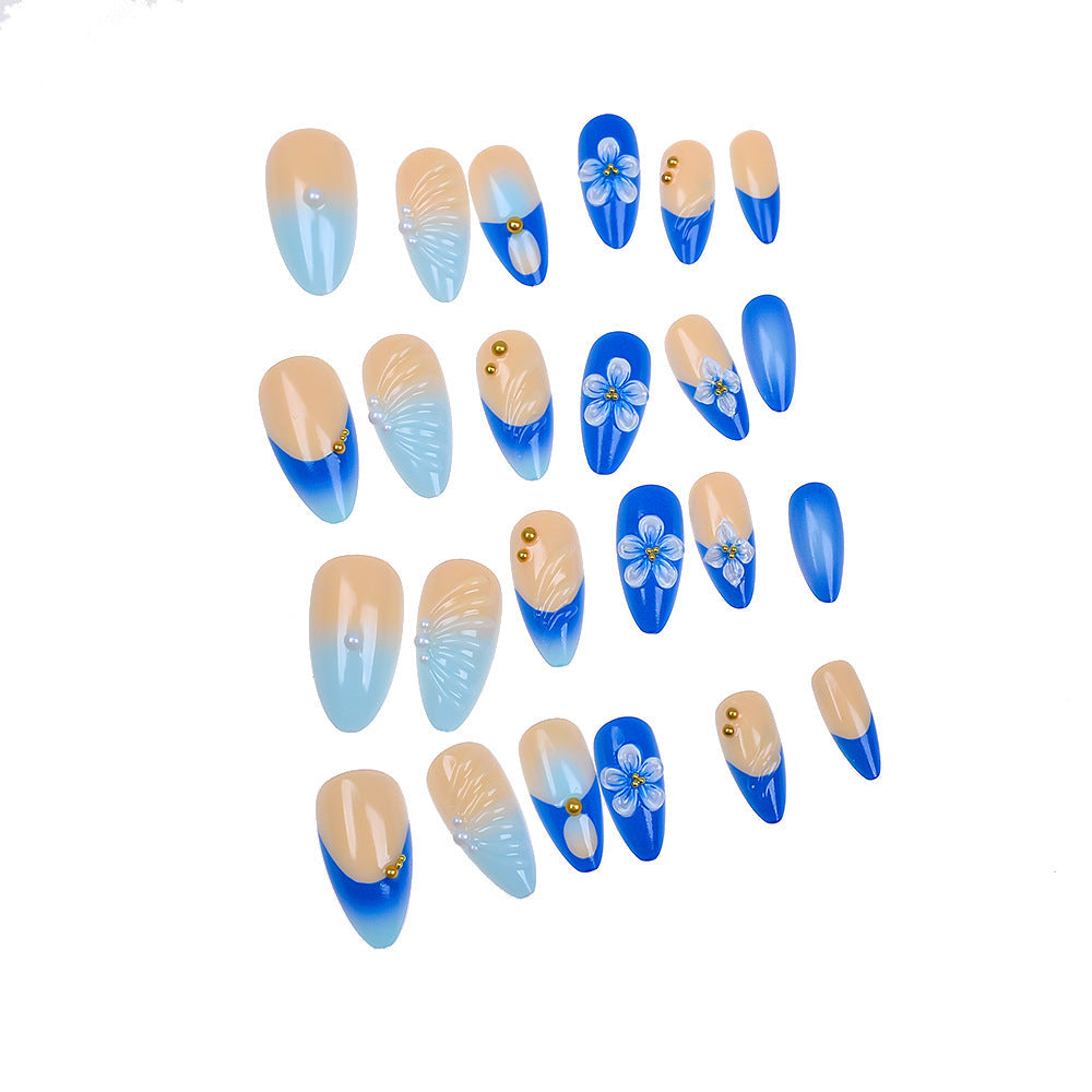 Decorative Press-On Nails 
Maetiva