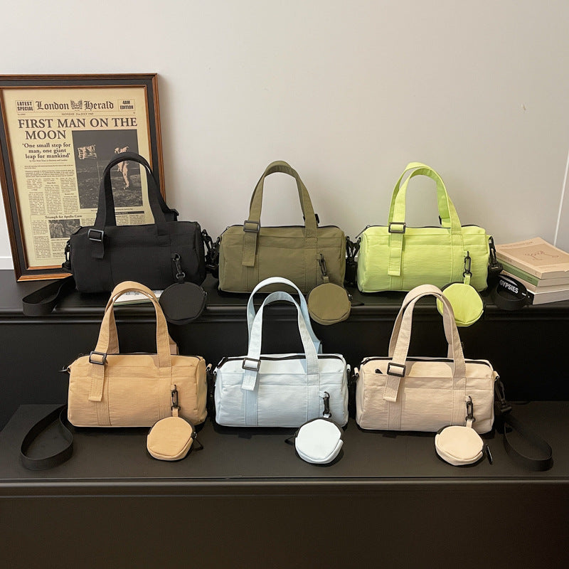 Practical Shoulder Bag 
Maetiva