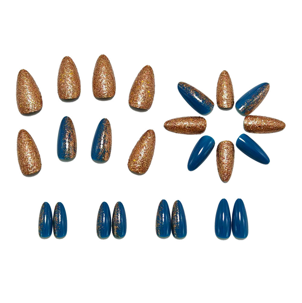 Glamorous artificial nails with sparkling accents 
Maetiva