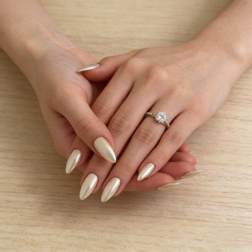 Premium Stiletto-Shaped Press-On Nails 
Maetiva