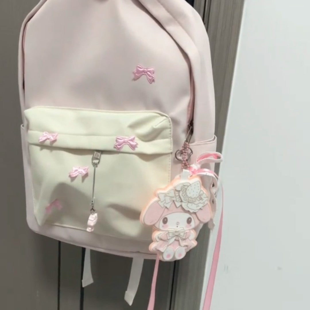 Cute Character-Themed Backpack 
Maetiva