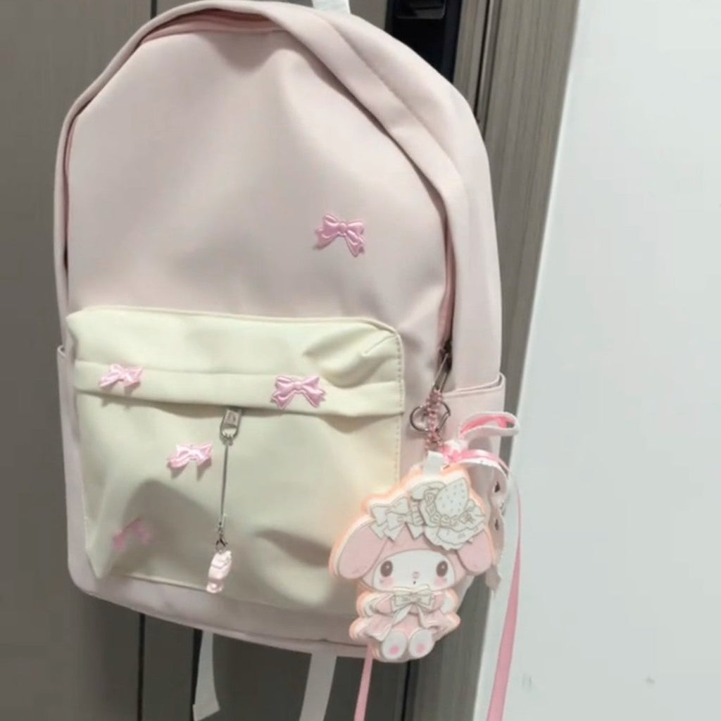 Cute Character-Themed Backpack 
Maetiva
