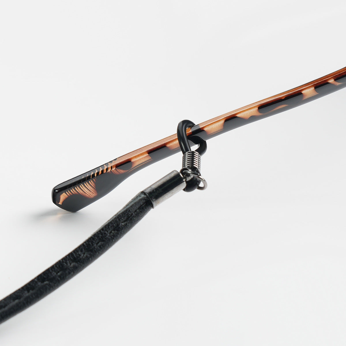 Premium Leather Eyewear Retainer Strap 
Maetiva