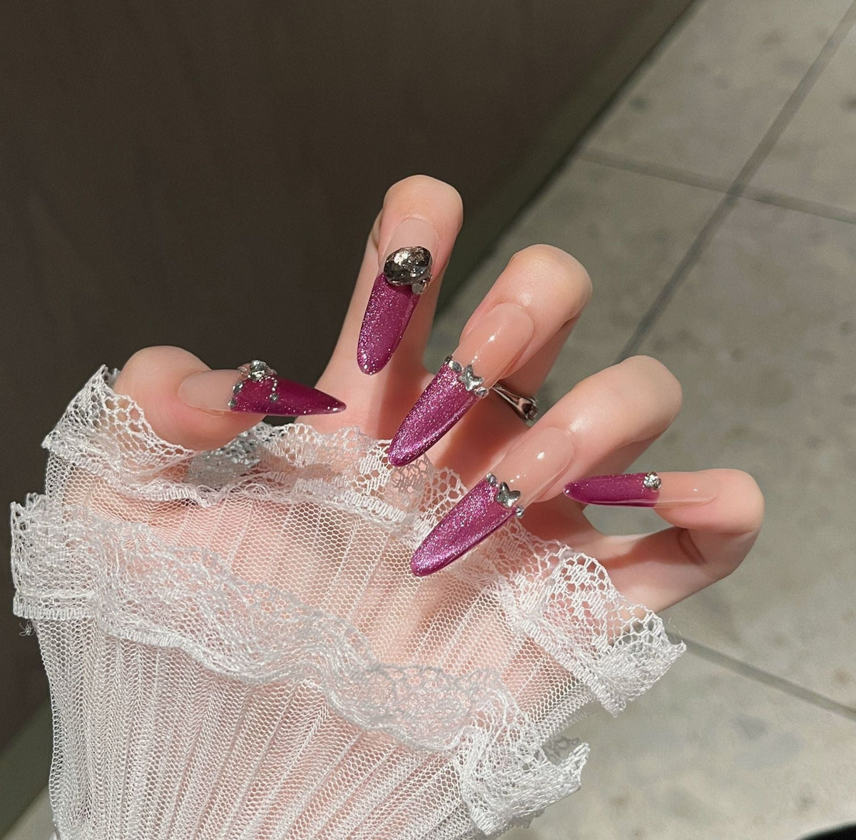 Glamorous Crystal-Studded Stiletto Press-On Nails 
Maetiva