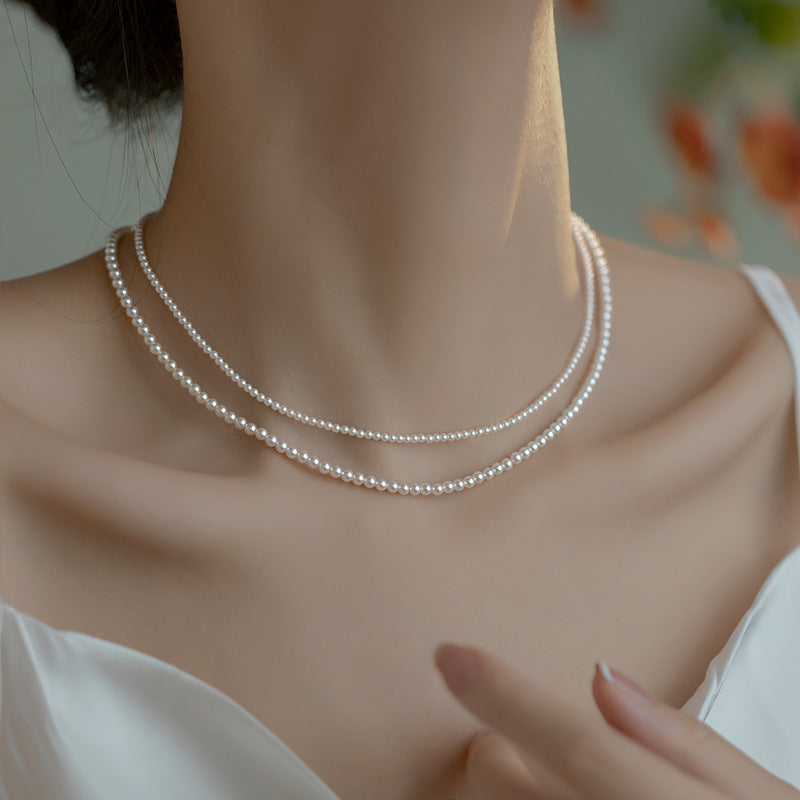 Delicate Pearl Necklace 
Maetiva