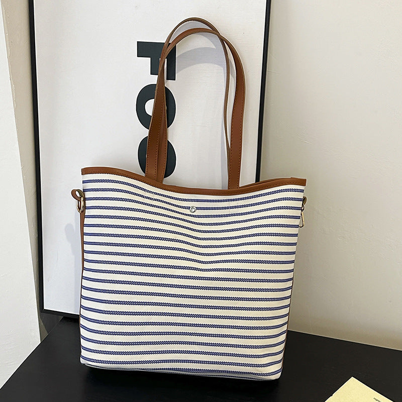 WoStriped Canvas Beach Tote Bag 
Maetiva