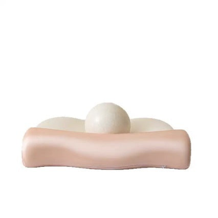 Ergonomic support cushion for additional comfort 
Maetiva