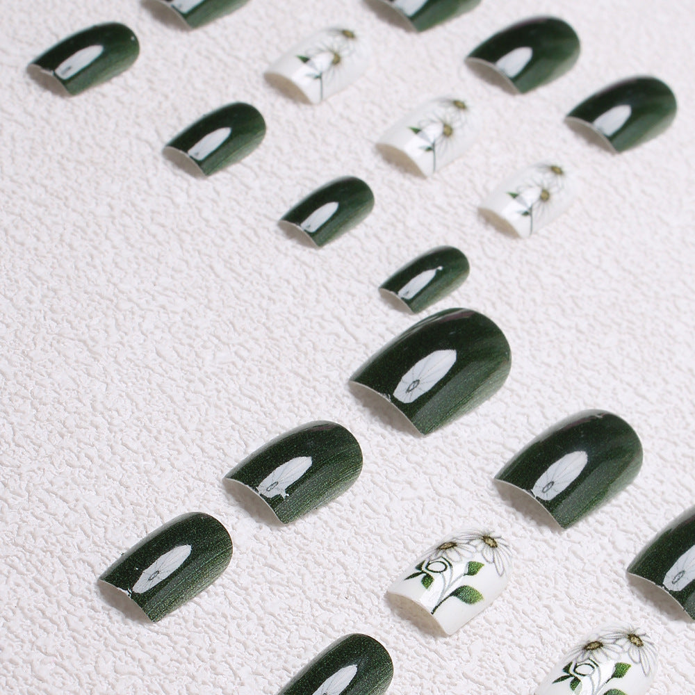 Floral Art Press-On Nails 
Maetiva