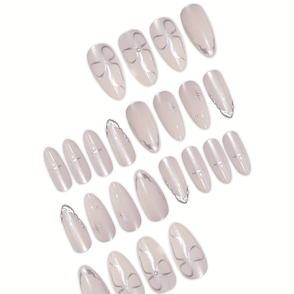 Elegant Press-On Nail Art with Floral Accents 
Maetiva