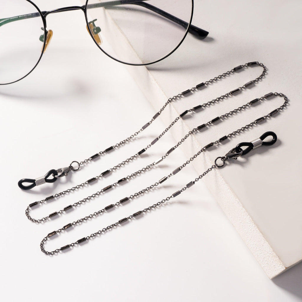 Chain Link Eyewear Retainer 
Maetiva