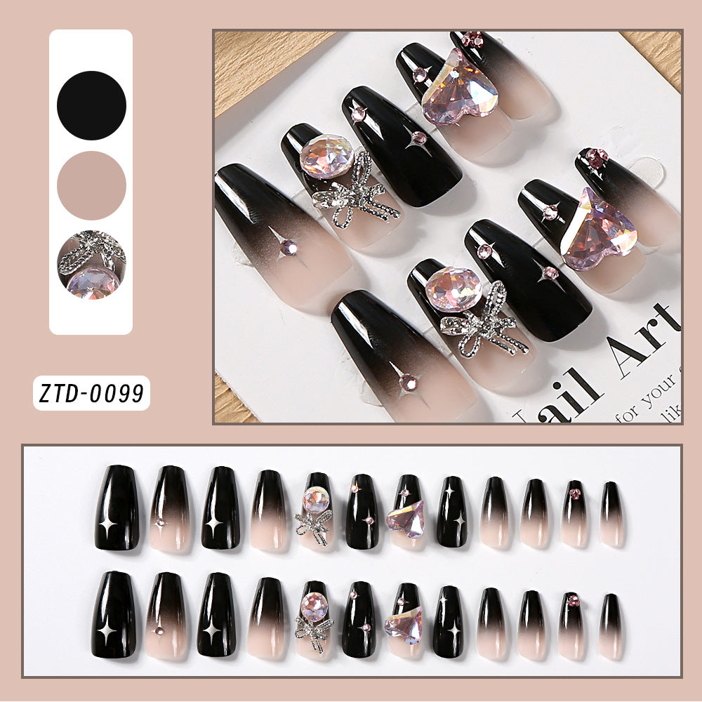 Decorative Nail Art Press-On Set 
Maetiva