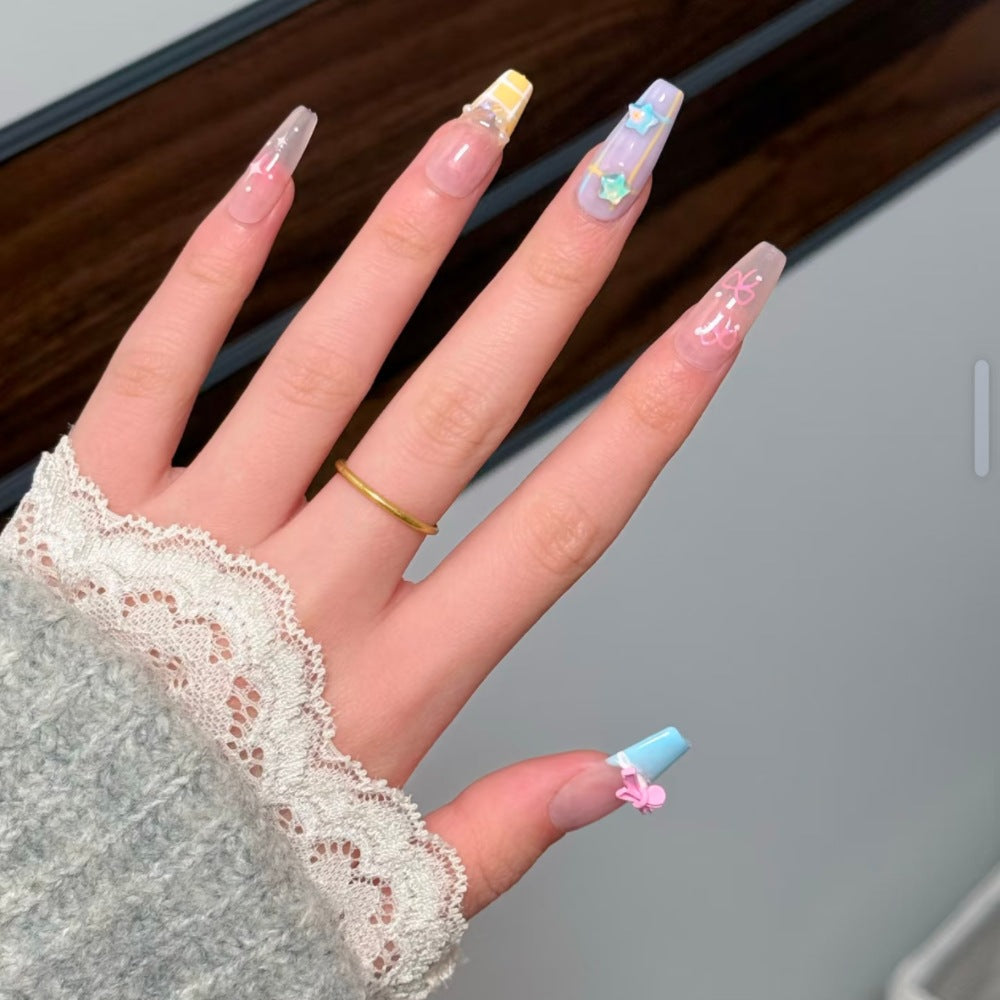 Artificial nails with Playful Design 
Maetiva