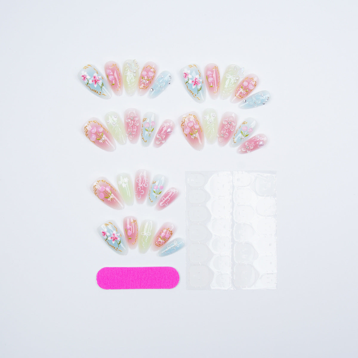 Artistic Nail Sets 
Maetiva