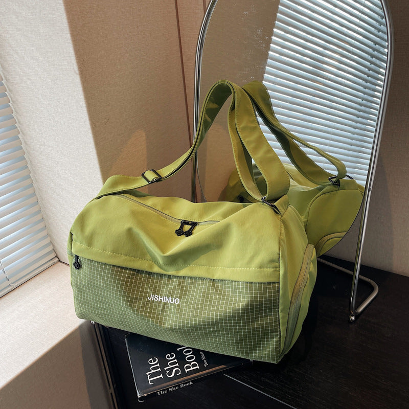 Versatile Sports Travel Duffle Bag 
Maetiva