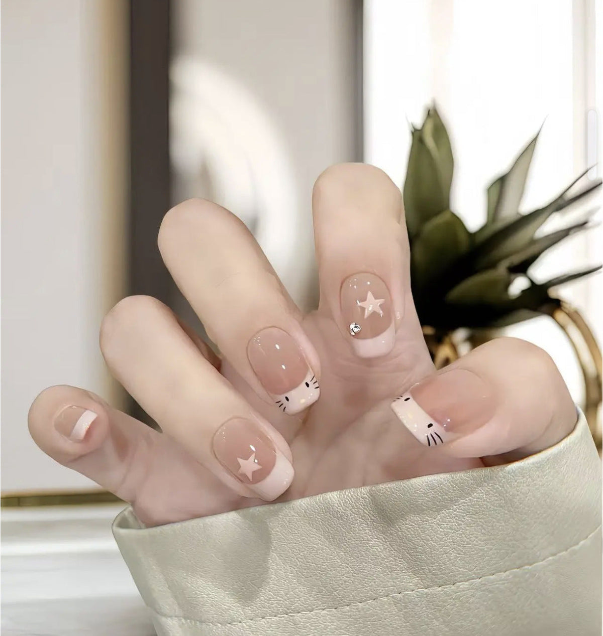 Ombre Glossy Press-On Nail Extensions 
Maetiva
