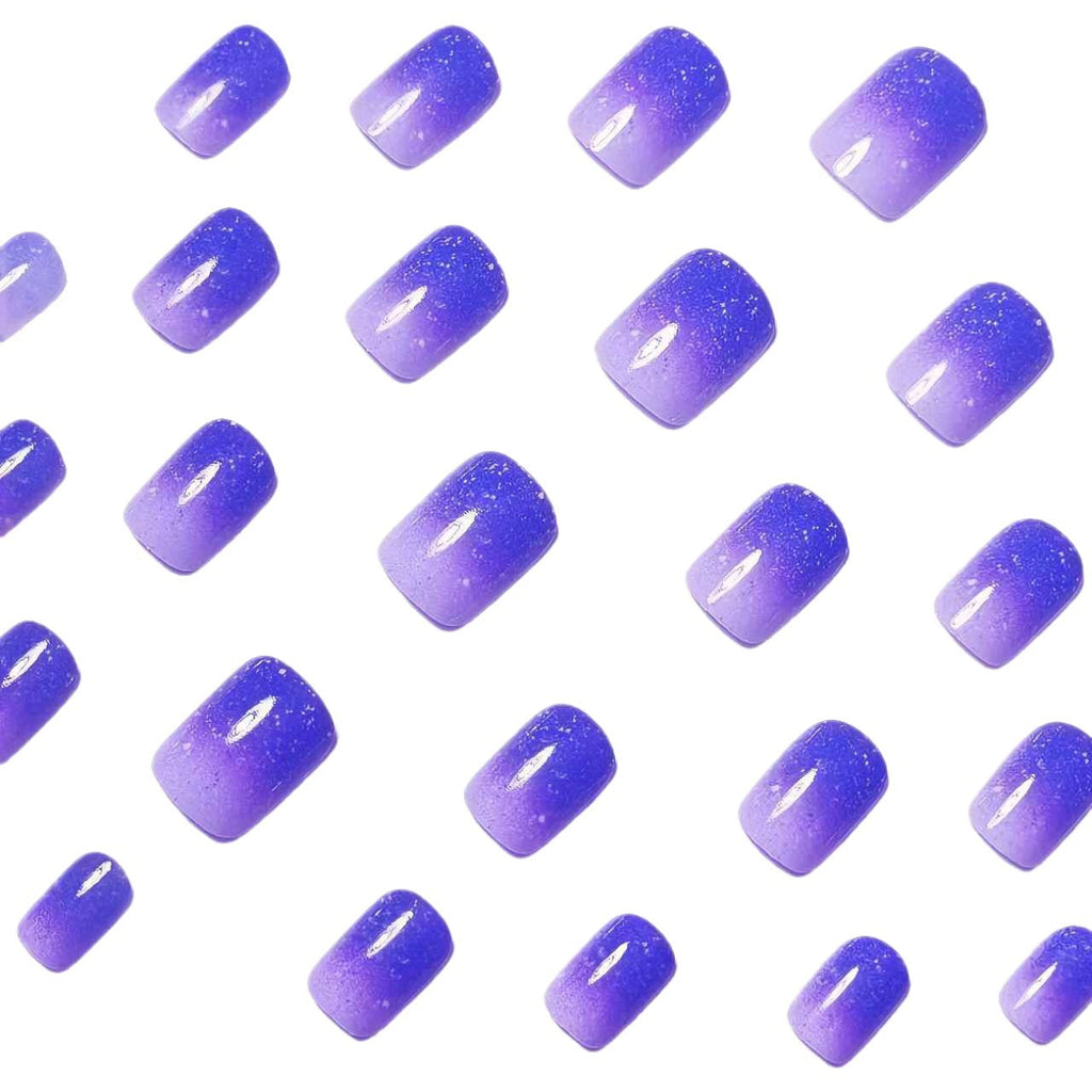 Artificial nails with glamorous ombré effect 
Maetiva