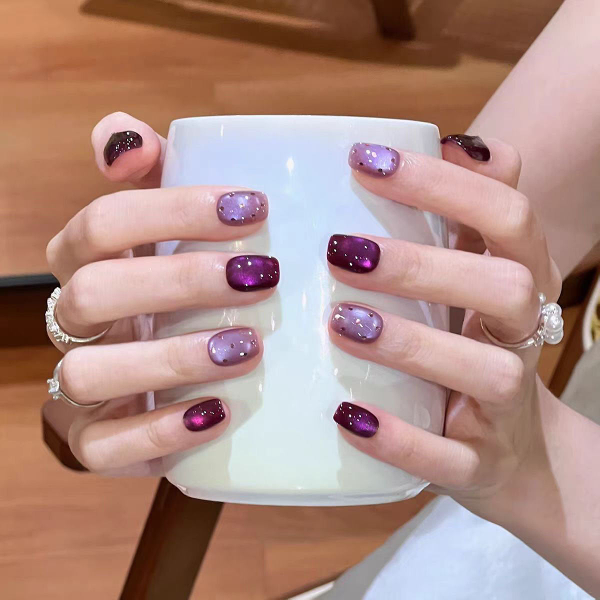 Ombre Glossy Press-On Nail Extensions 
Maetiva