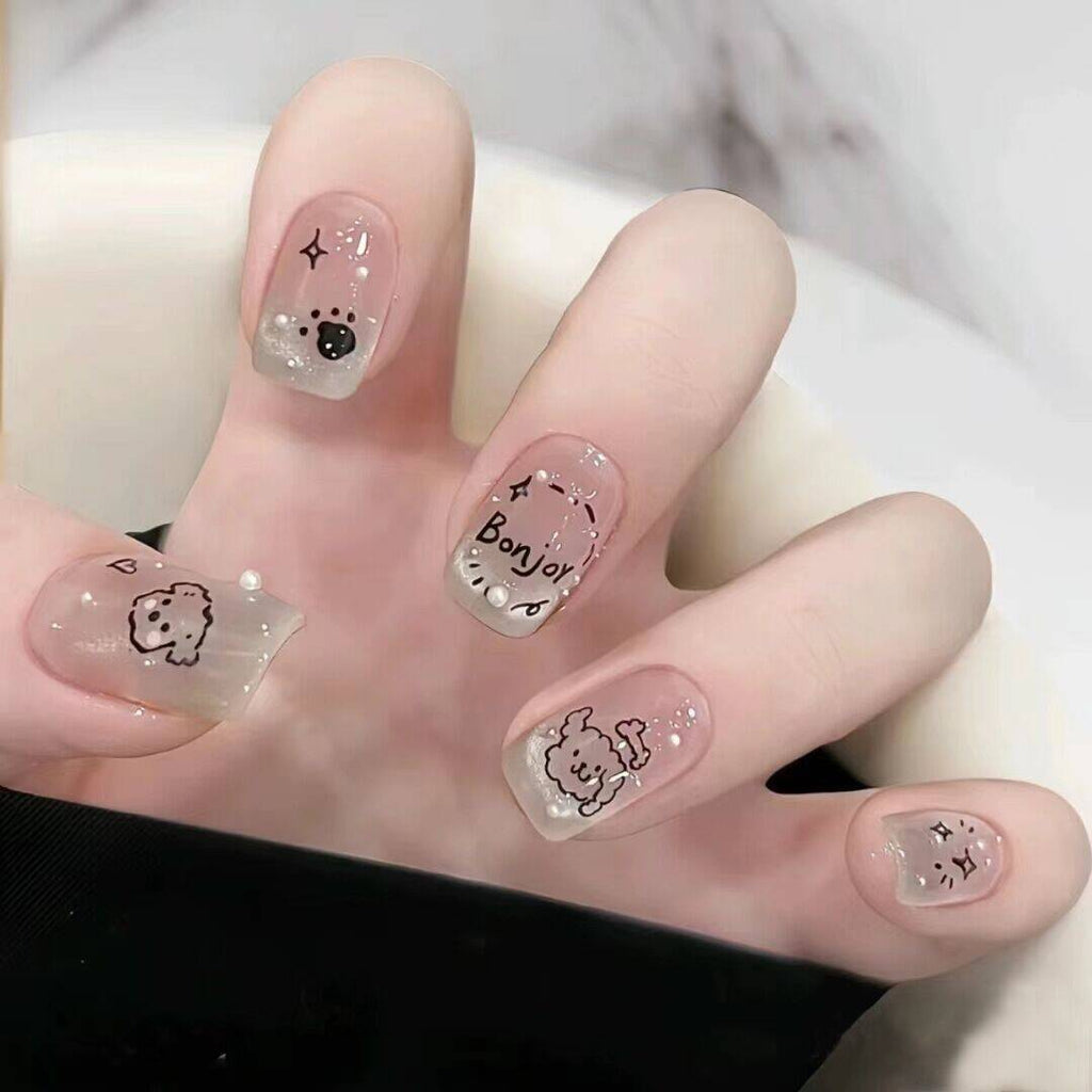 Artistic Floral-Embellished Press-On Nail Art 
Maetiva