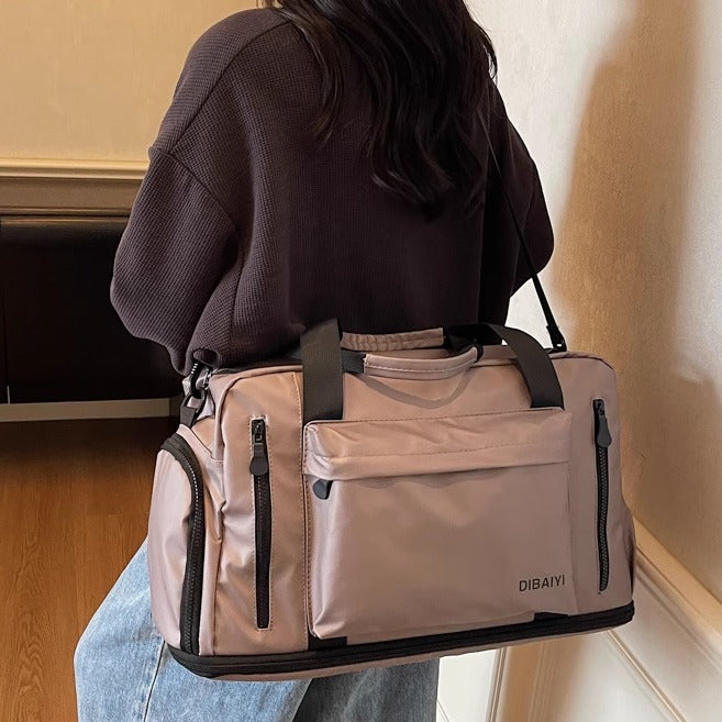 Versatile Sports And Travel Bag 
Maetiva