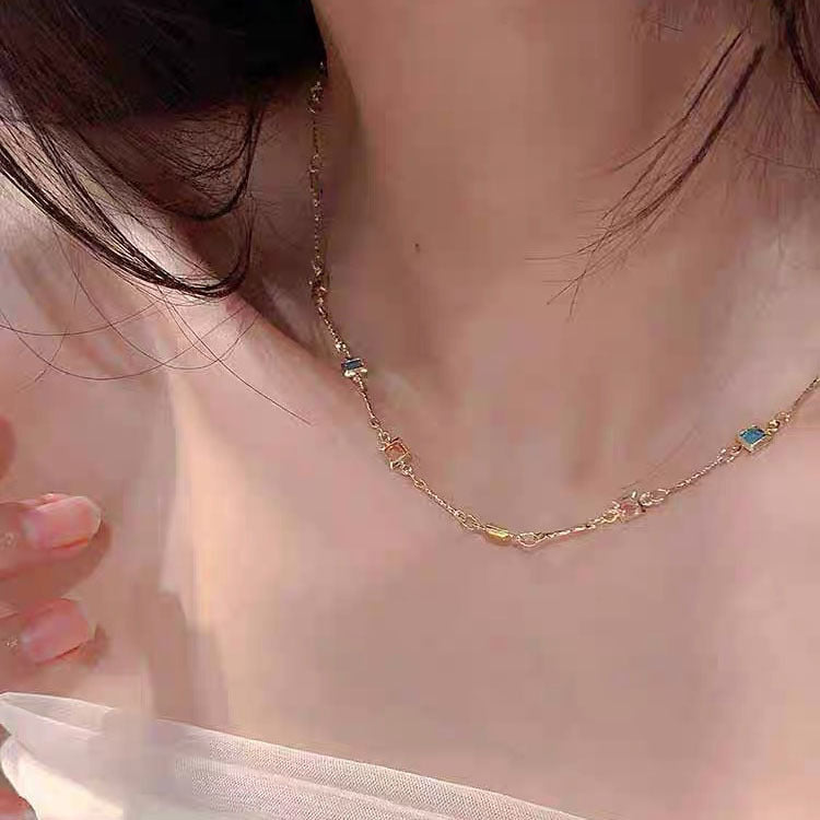 Dainty Colorful Link Necklace 
Maetiva