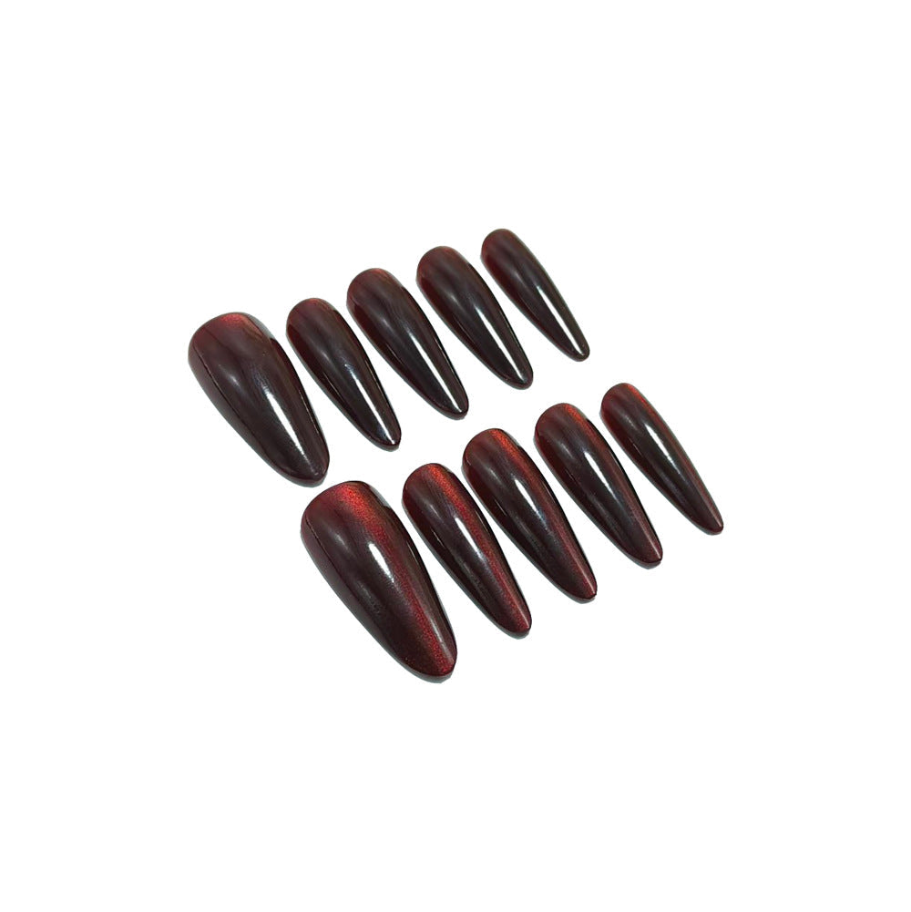 Artificial Nails in Elegant Stiletto Design 
Maetiva  7872986 5