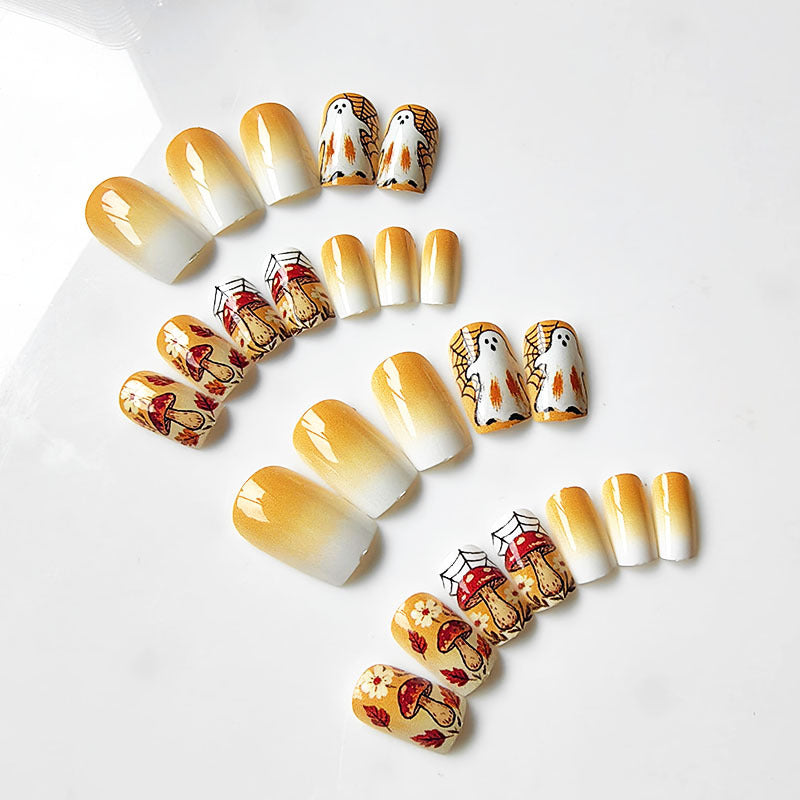 Artificial nails in Halloween design 
Maetiva