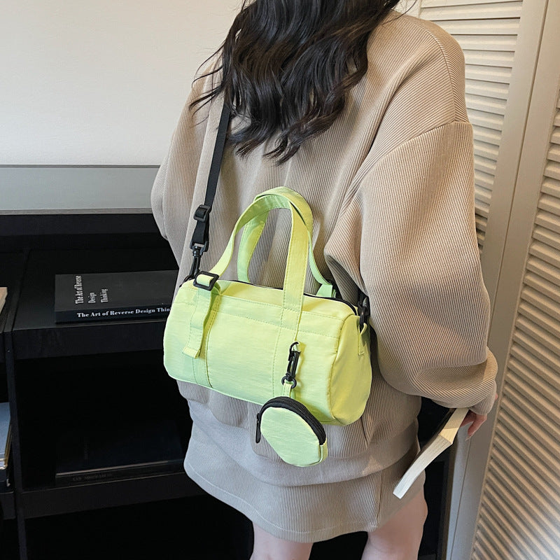 Practical Shoulder Bag 
Maetiva