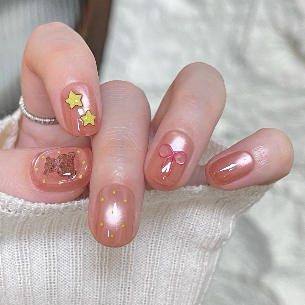 Artistic Floral-Embellished Press-On Nail Art 
Maetiva
