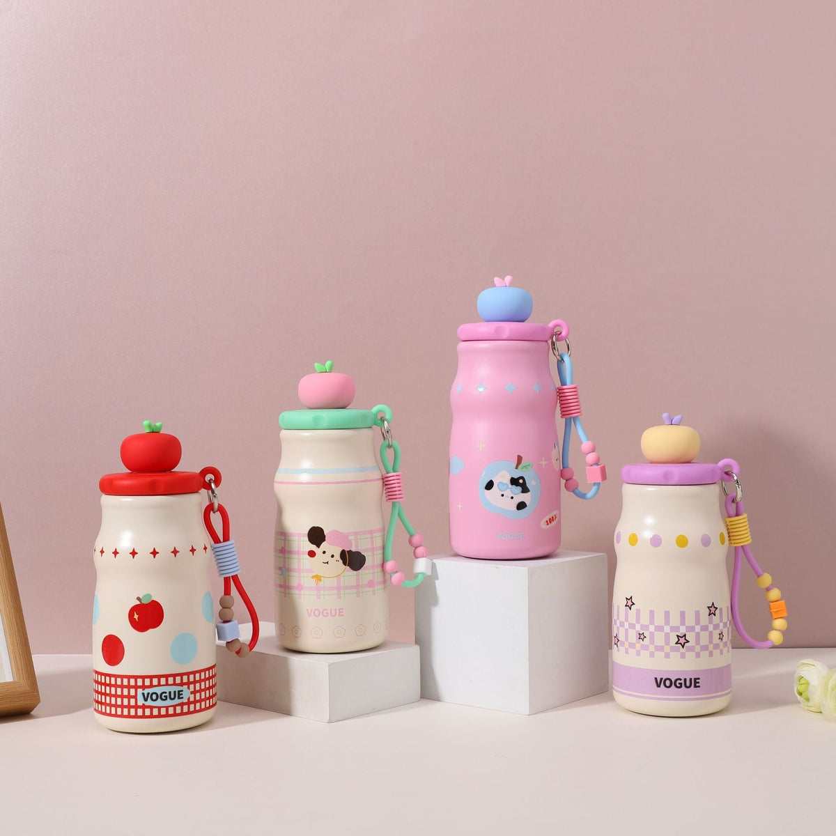 Fun-Shaped Portable Water Bottle 
Maetiva