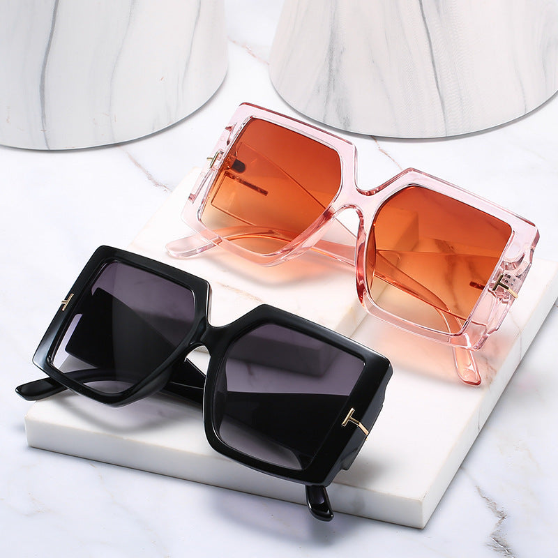 Oversized Geometric Shield Sunglasses 
Maetiva