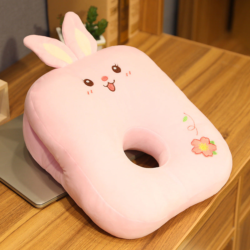 Ergonomic pillow in cactus design 
Maetiva