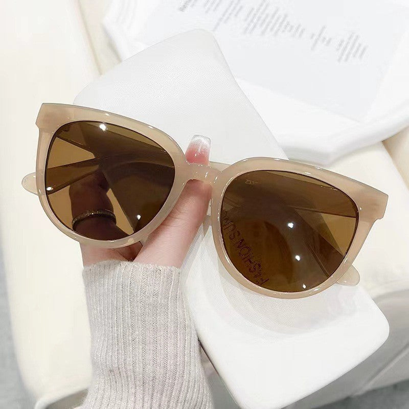 Retro Style 
Maetiva Sunglasses