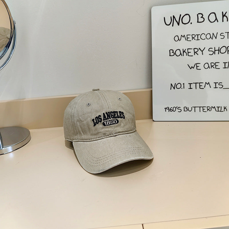 Women's Vintage-Inspired Fabric Baseball Cap 
Maetiva