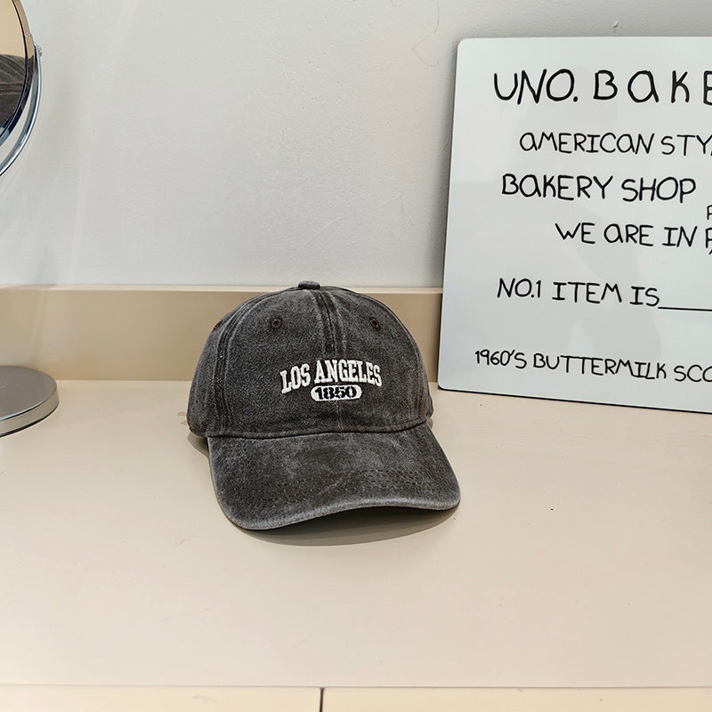 Women's Vintage-Inspired Fabric Baseball Cap 
Maetiva