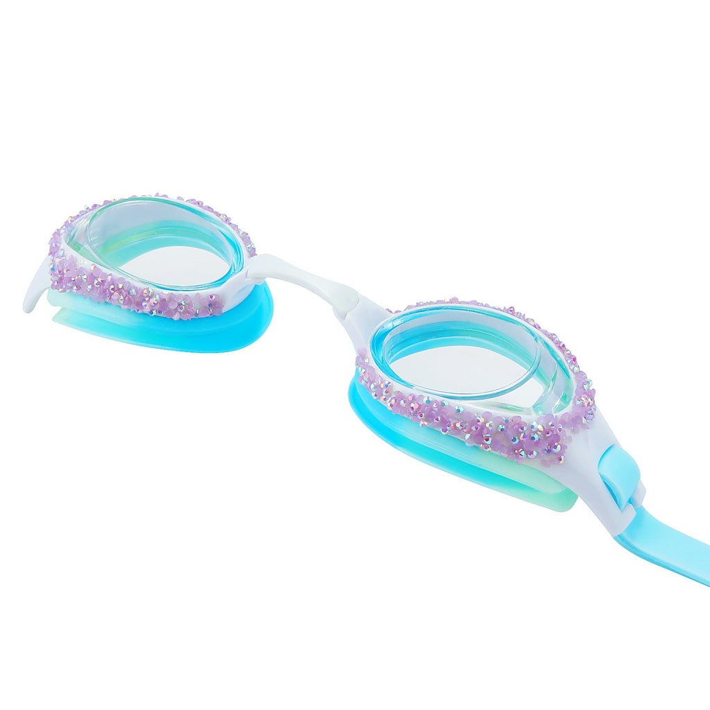 Swimming goggles 
Maetiva