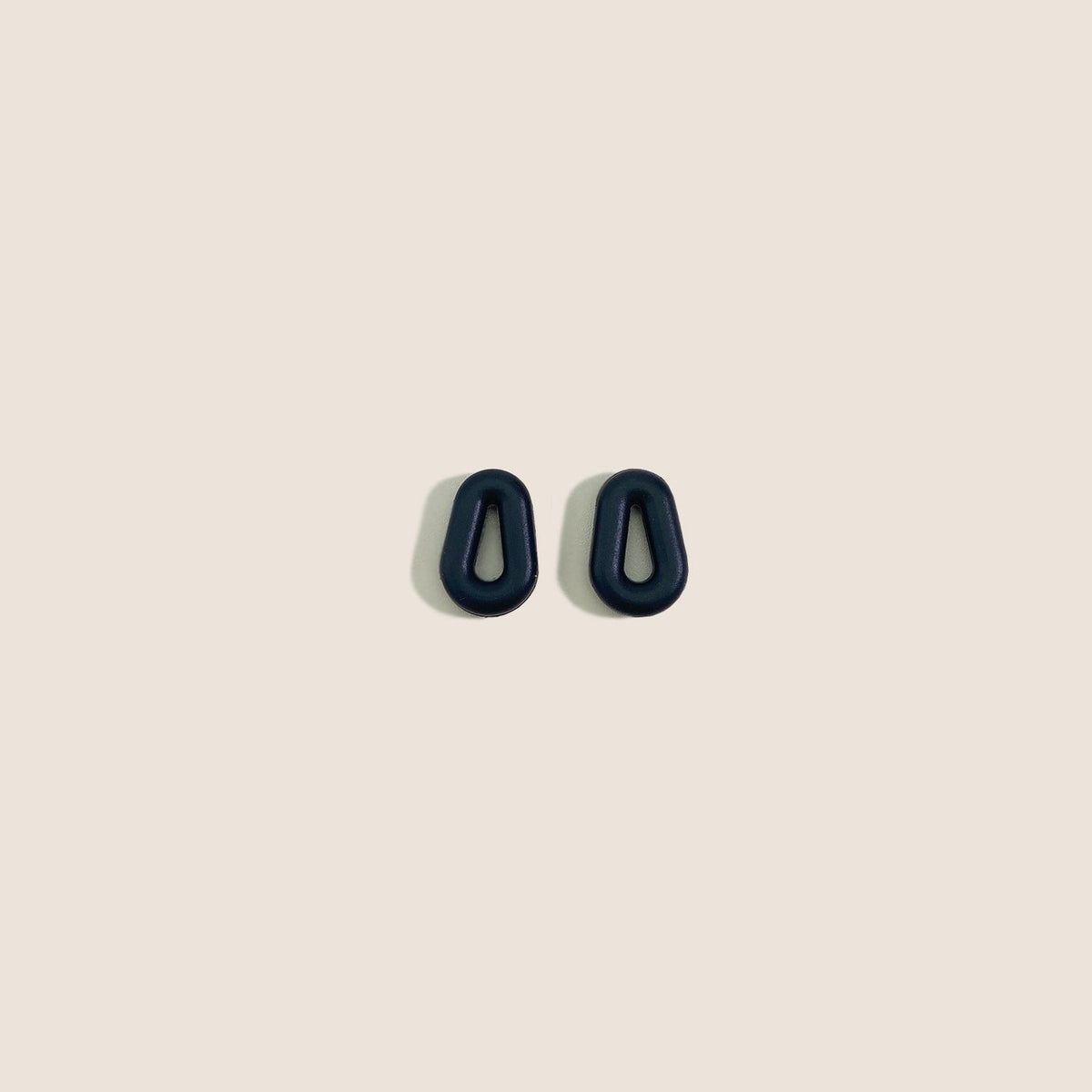 Silicone Comfort Ear Plugs 
Maetiva