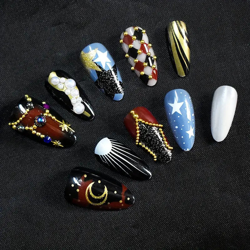 Artistic Nail Design 
Maetiva