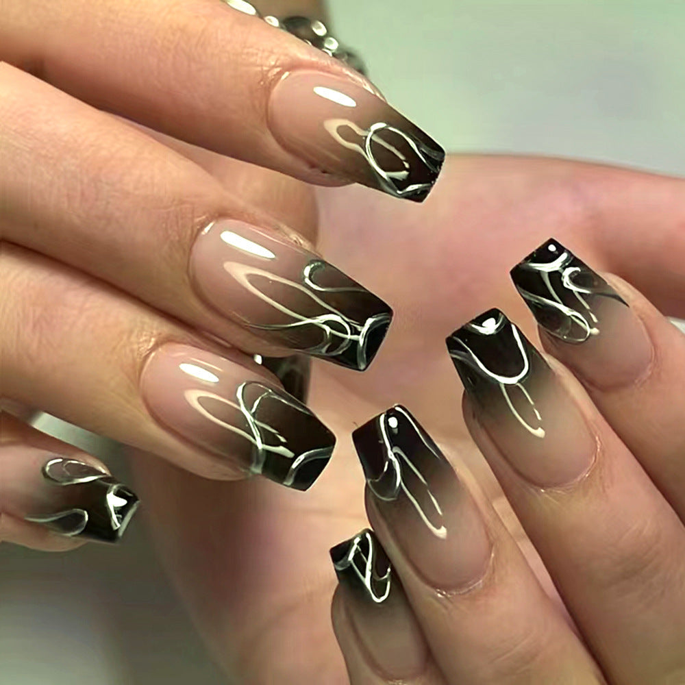 Artistic Long-Lasting Gel Nail Extensions 
Maetiva