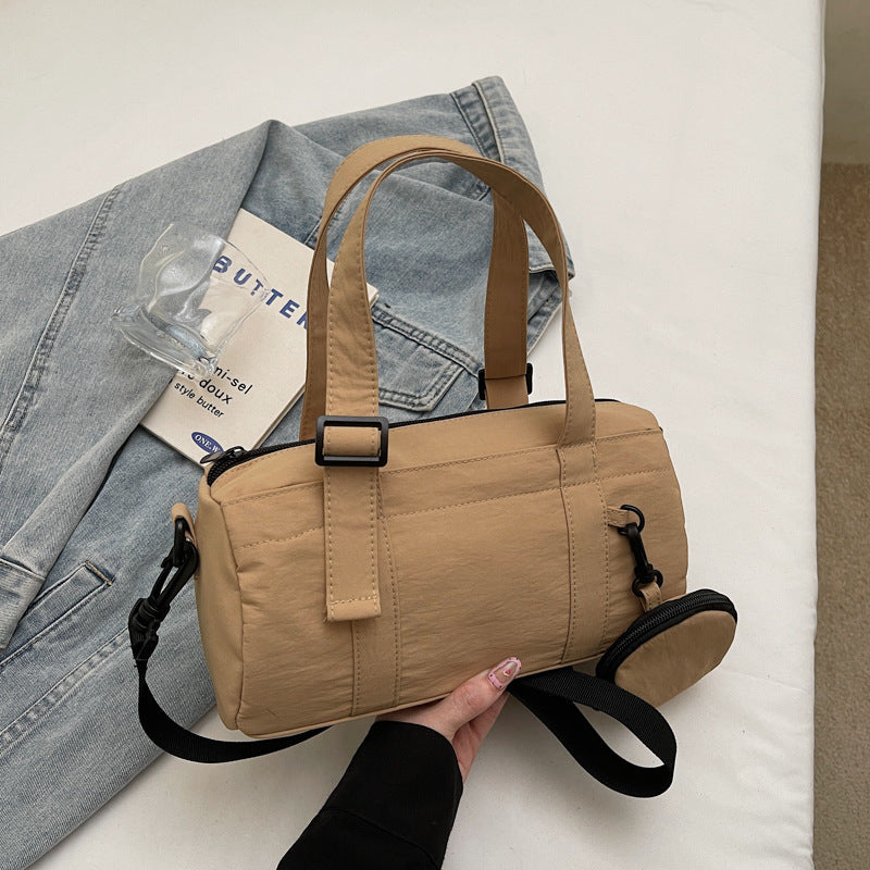 Practical Shoulder Bag 
Maetiva