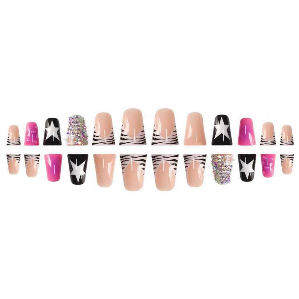 Creative Artful Press-On Nail Set 
Maetiva