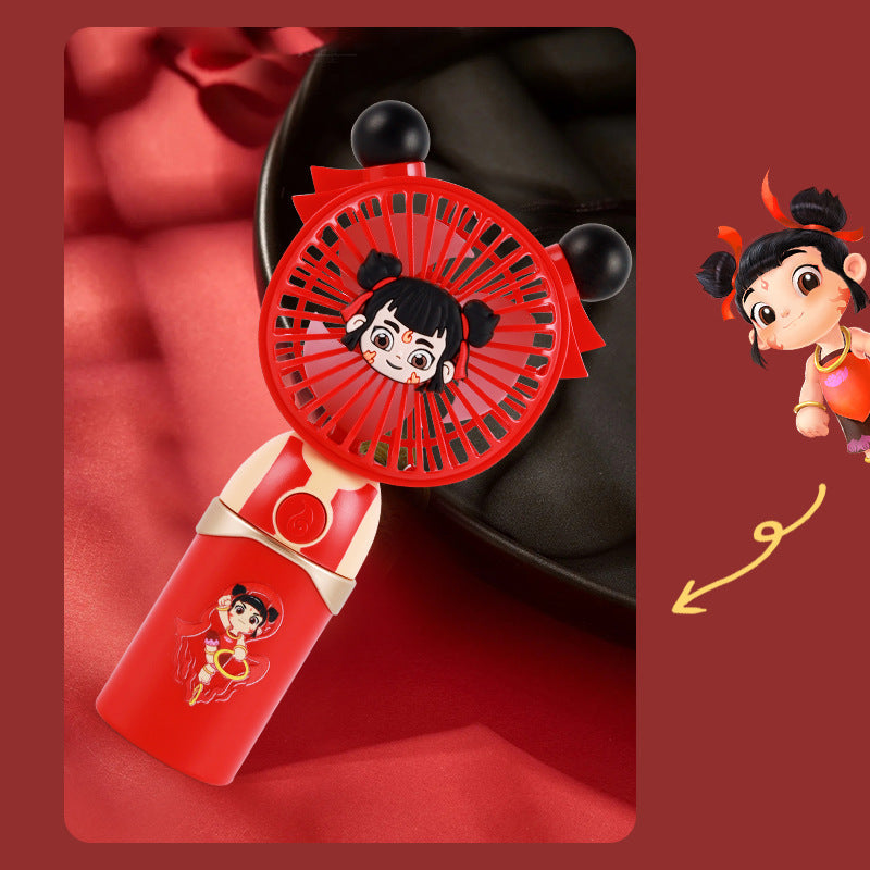 Portable Usb Mini Fan with Creative Design Elements 
Maetiva
