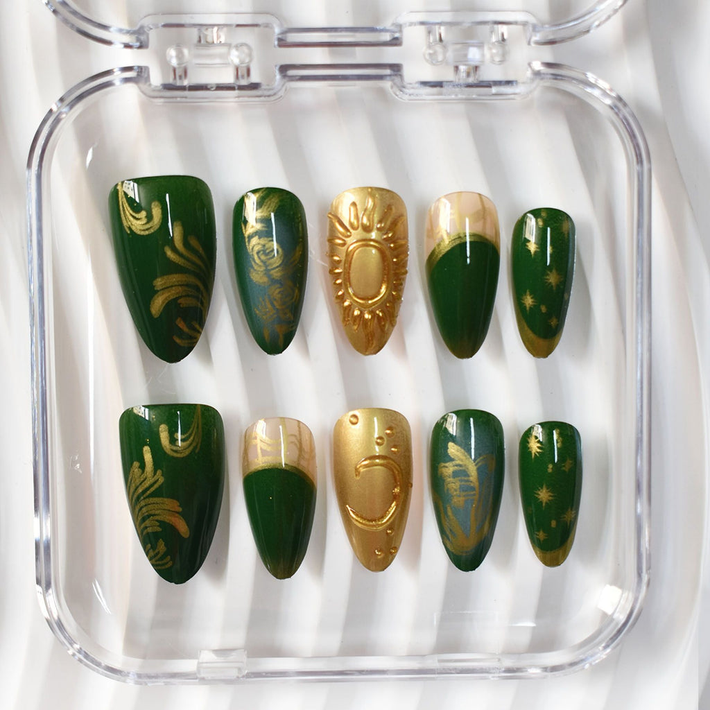 Artistic Nail Design 
Maetiva