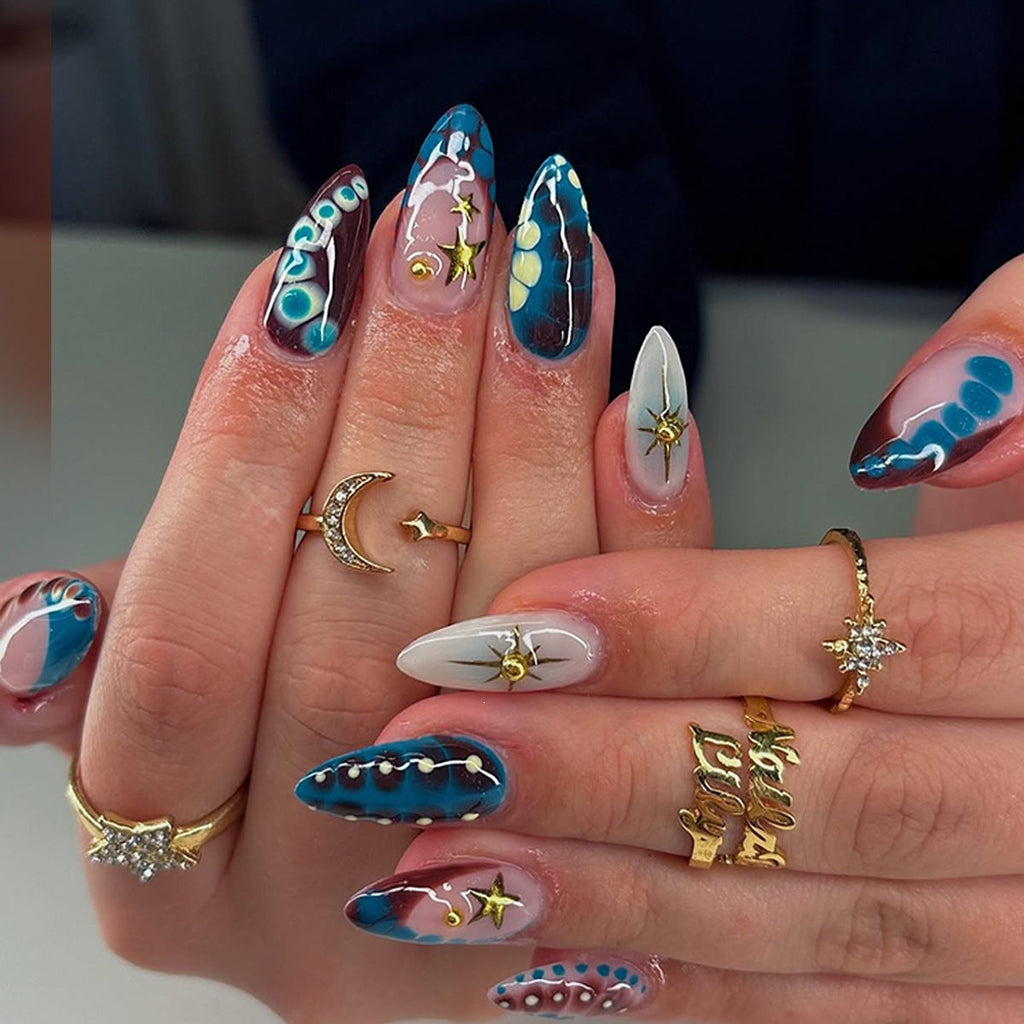 Creative Nail Art Set 
Maetiva