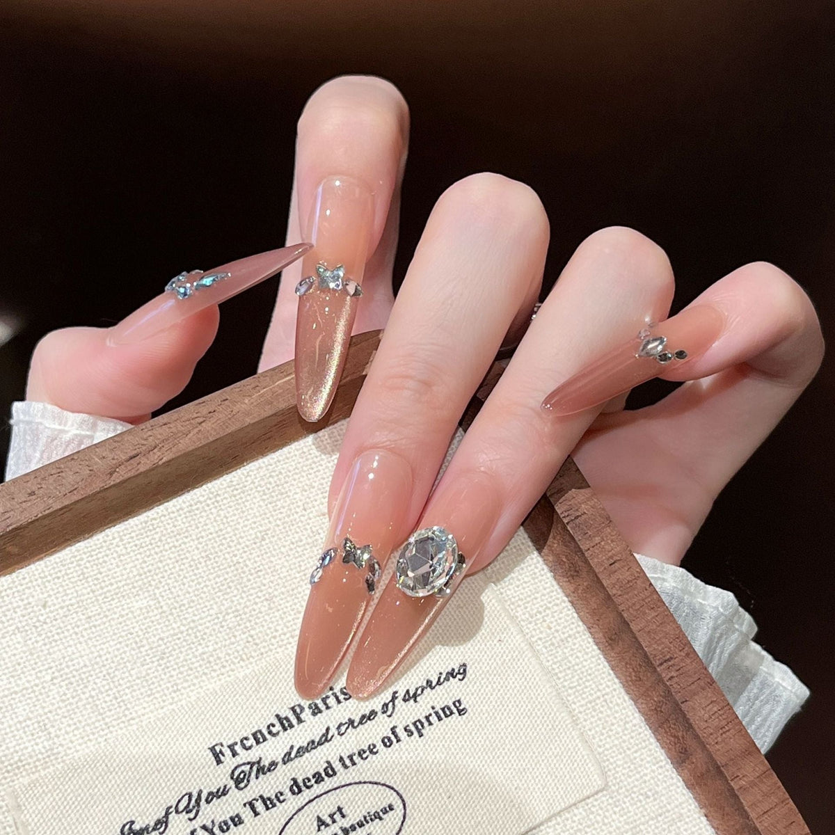 Glamorous Crystal-Studded Stiletto Press-On Nails 
Maetiva