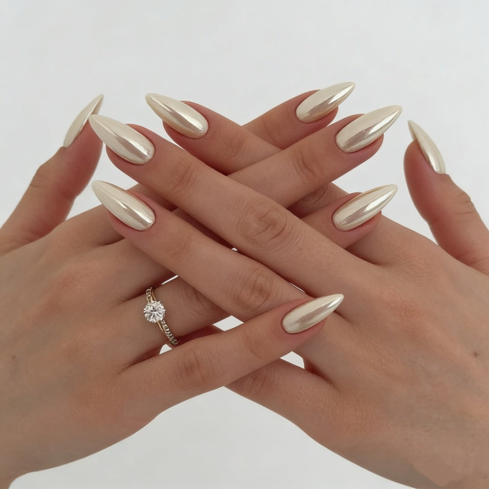 Premium Stiletto-Shaped Press-On Nails 
Maetiva