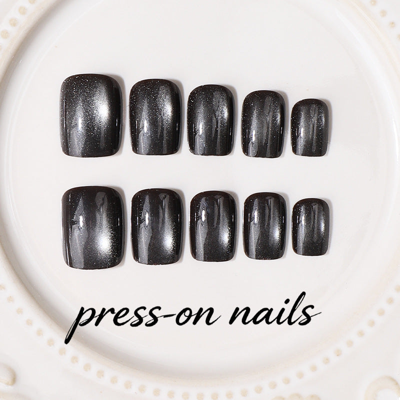 Stylish Press-On Nail Tips Set 
Maetiva