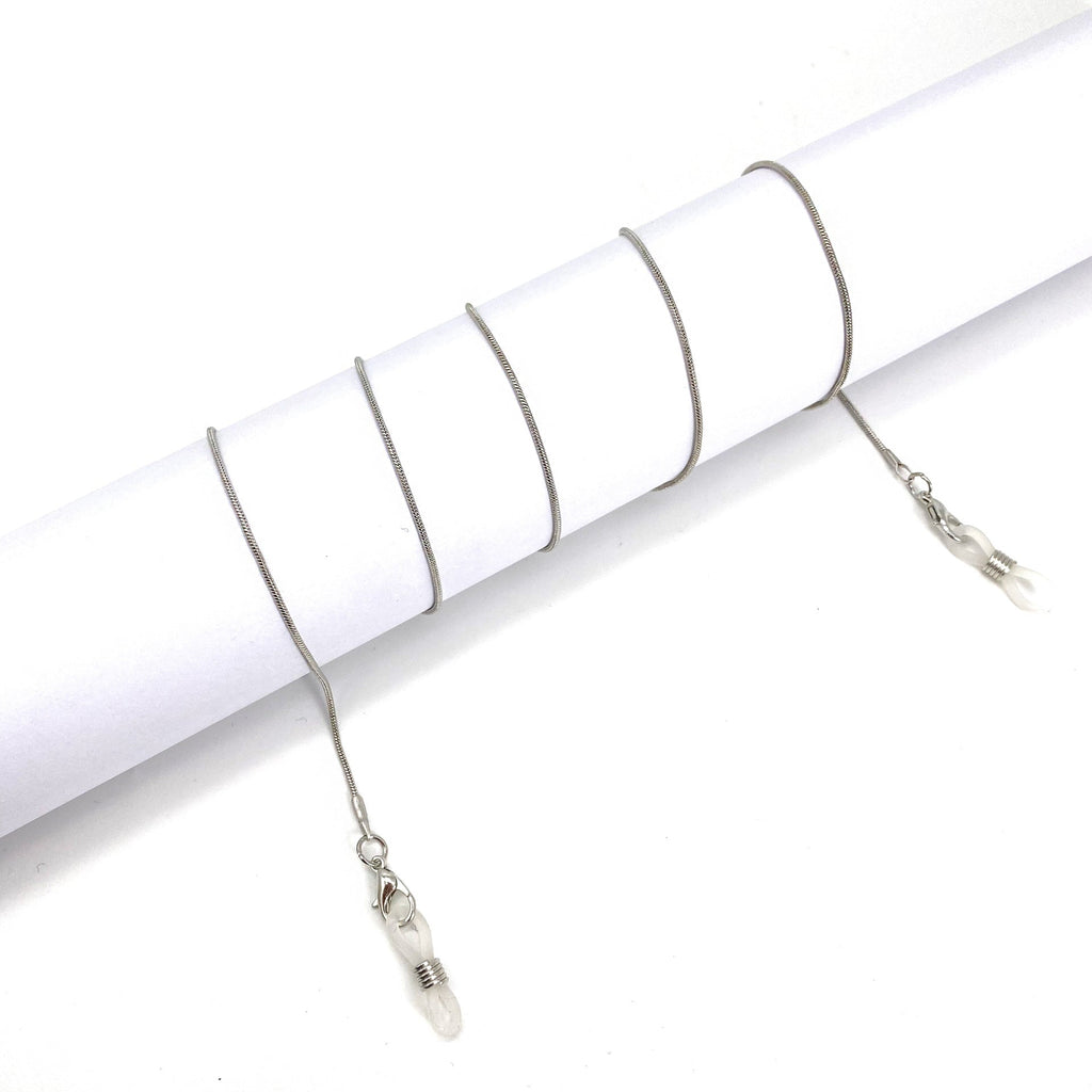 Minimalist Eyewear Chain 
Maetiva