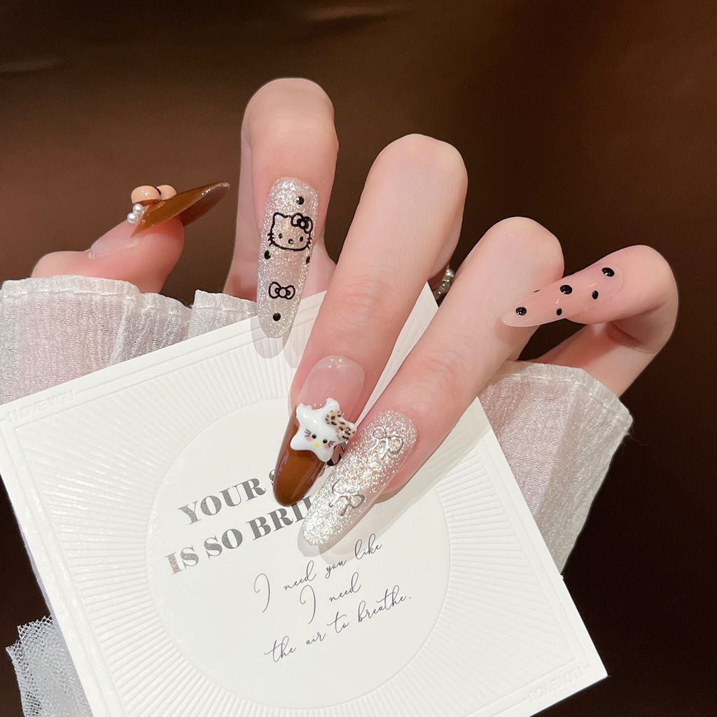 Decorative Nail Art Extensions 
Maetiva