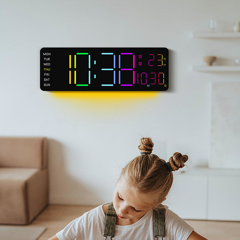 Digital Multifunction Alarm Clock with Large Display 
Maetiva