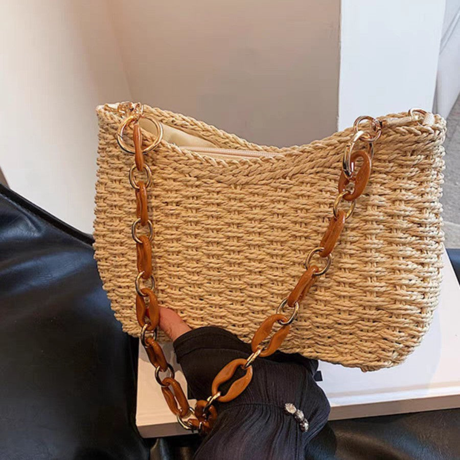Trendy Macrame Handbag 
Maetiva